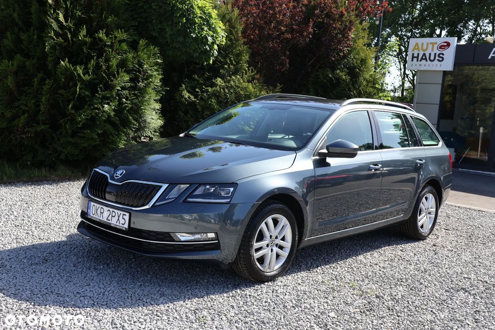 Skoda Octavia 1.5 TSI ACT DSG Tour - 2