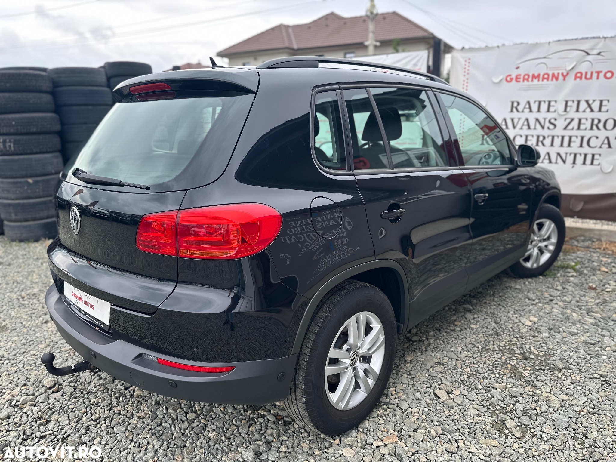 Volkswagen Tiguan - 3