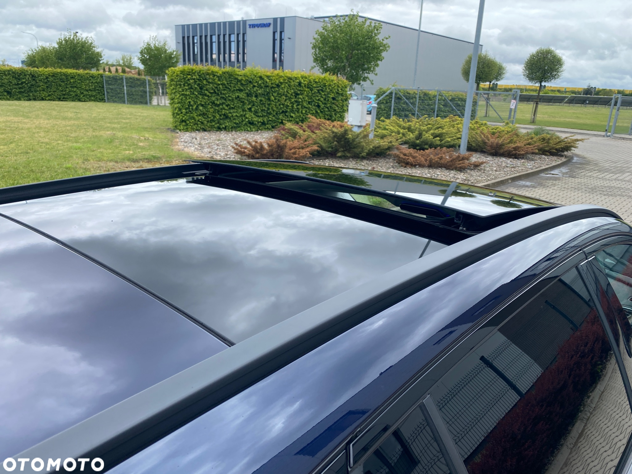 Mercedes-Benz Klasa C 300 e PHEV Avantgarde - 11