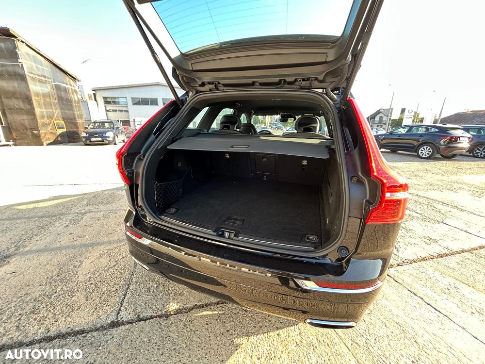 Volvo XC 60 D5 AWD Inscription - 24