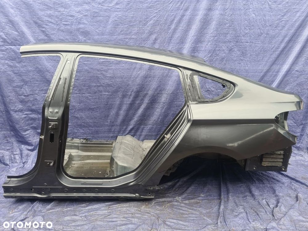 ĆWIARTKA tylna lewa poszycie błotnika BMW 5 GT F07 słupek B