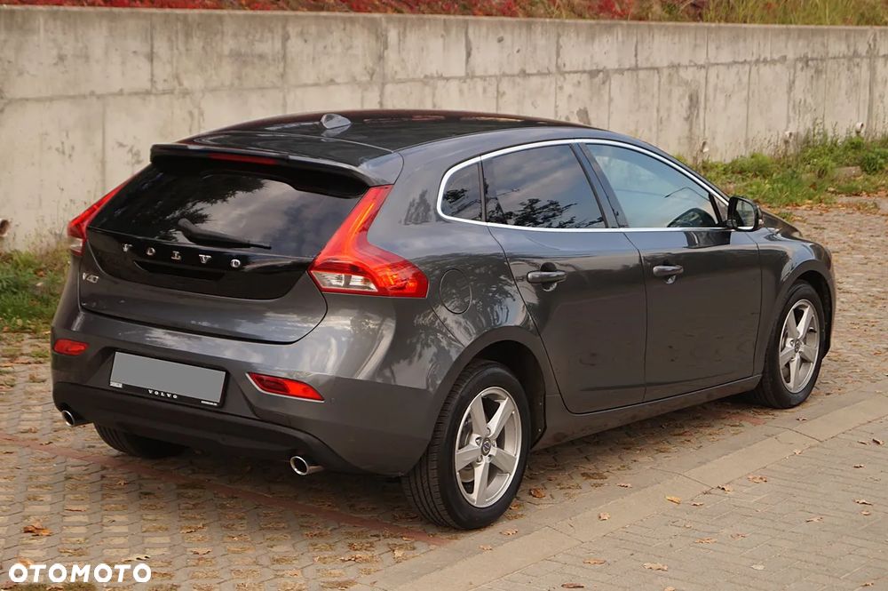 Volvo V40 D3 Summum - 15