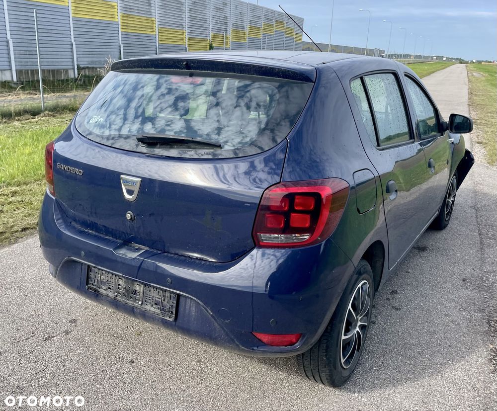 Dacia Sandero - 4