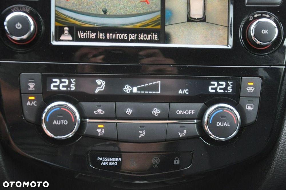 Nissan Qashqai 1.3 DIG-T N-Connecta EU6d - 18