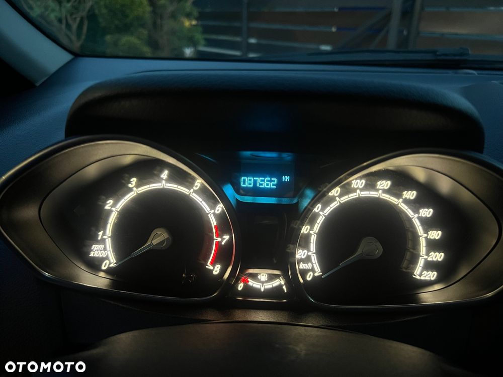 Ford B-MAX - 28