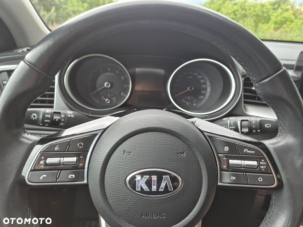 Kia Ceed 1.4 T-GDI M - 28