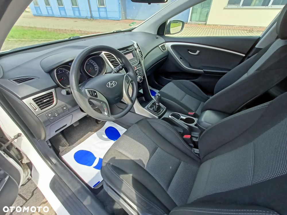 Hyundai i30 1.4 Advantage - 12