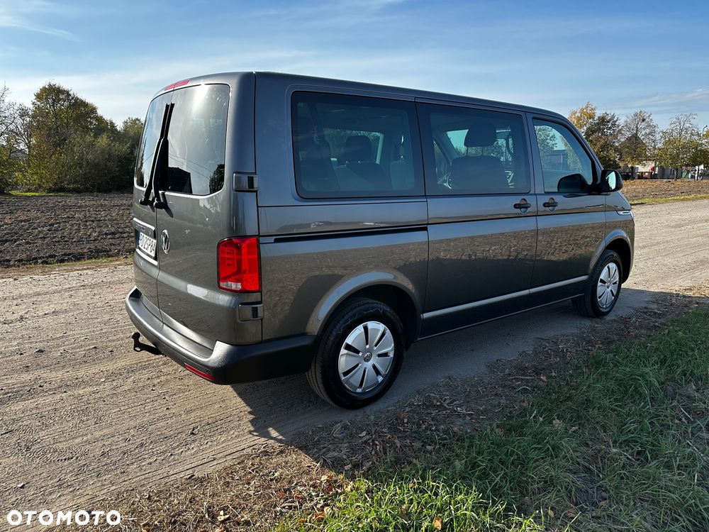 Volkswagen Caravelle - 2