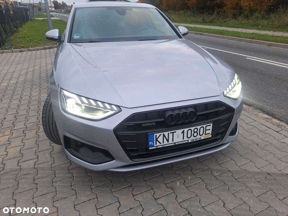 Audi A4 Limousine - 4