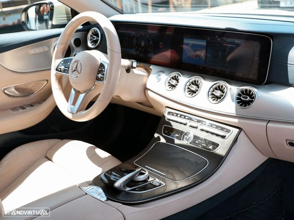 Mercedes-Benz E 220 d AMG Line - 16