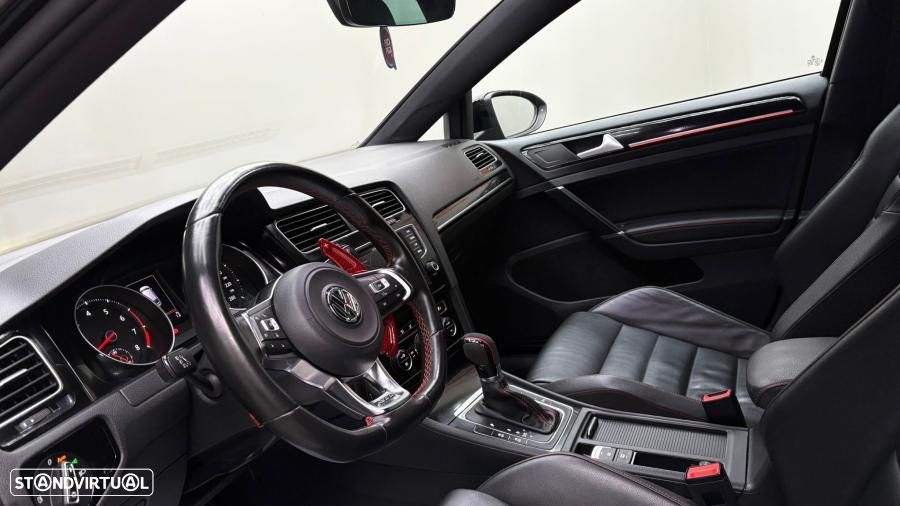 VW Golf 2.0 TSi GTi DSG Performance - 14