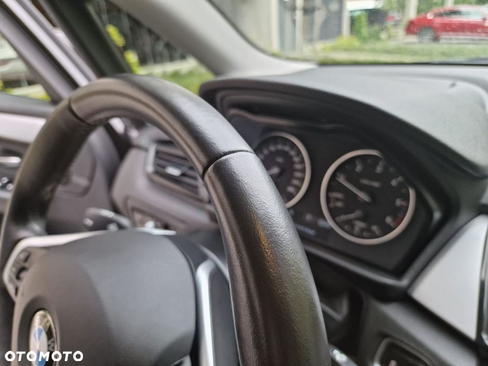 BMW Seria 2 218d Sport-Aut Advantage - 7
