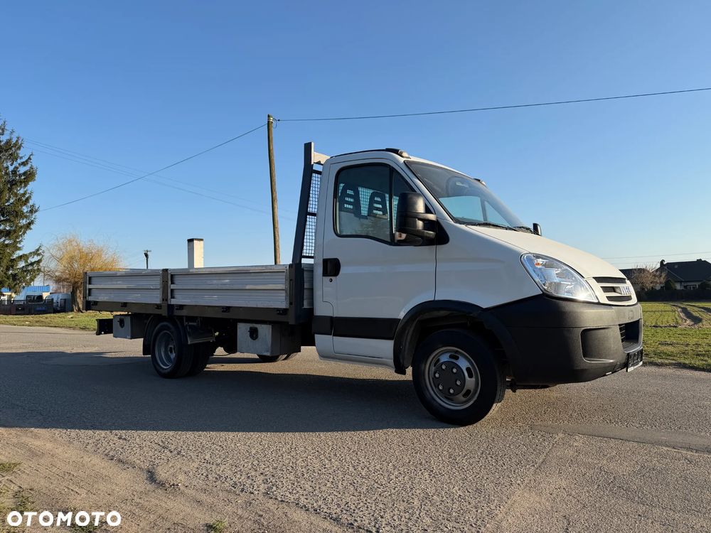 Iveco 35C13 * 2.3 / 130KM * Skrzyniowy * Rama * Rozstaw osi: 3.7m * - 7