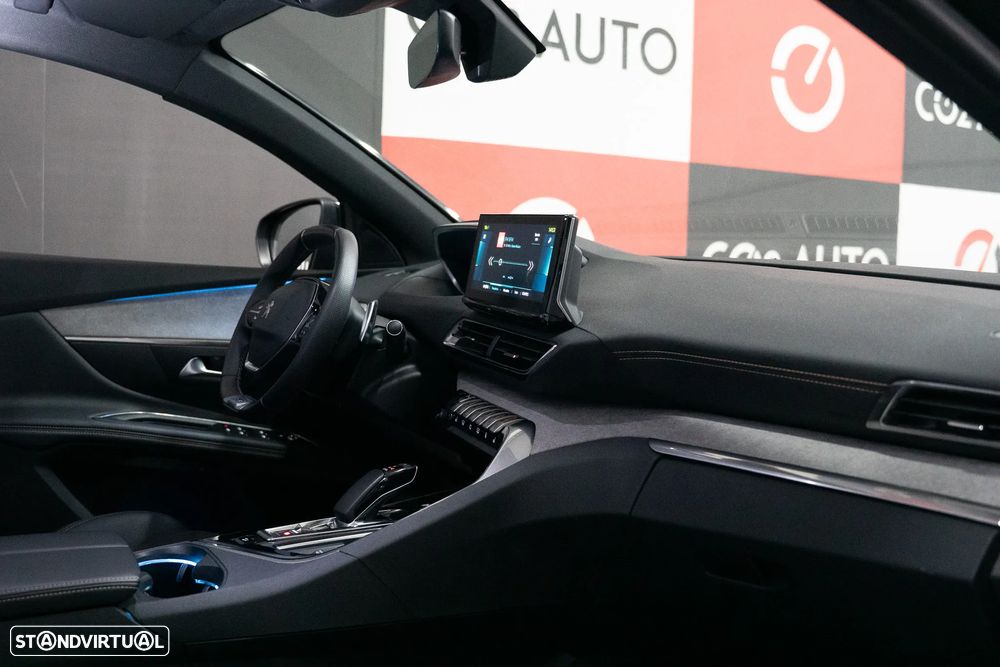 Peugeot 3008 1.6 Hybrid4 GT e-EAT8 - 11