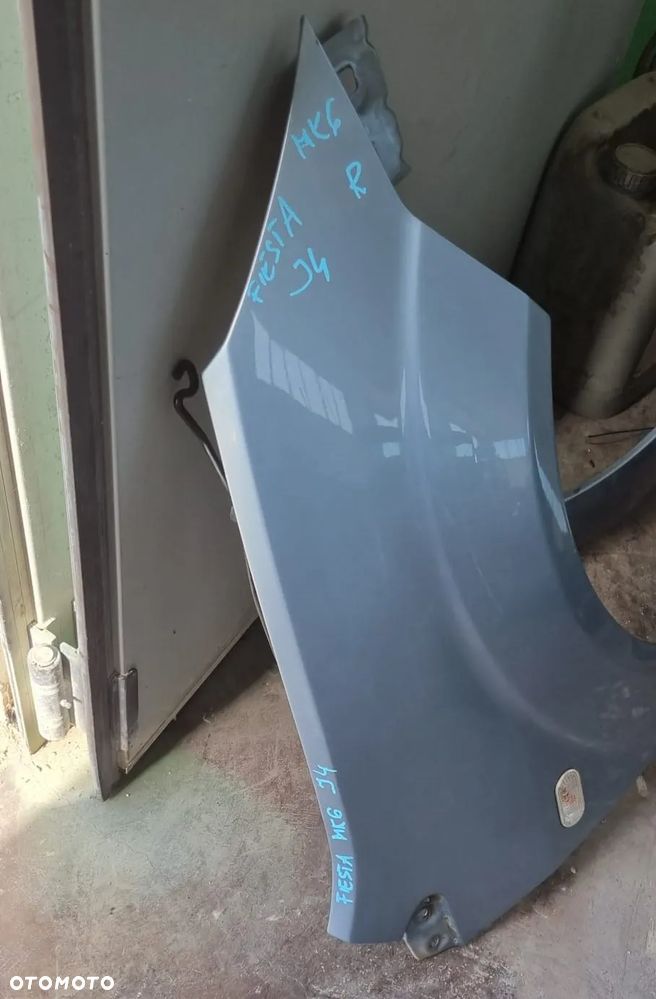 Błotnik Ford Fiesta MK6 J4 prawy OE - 4