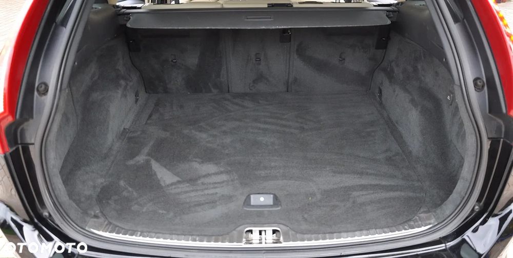 Volvo XC 60 D4 AWD Summum - 24