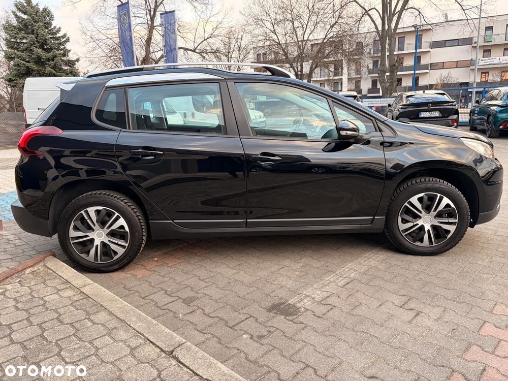Peugeot 2008 1.2 Pure Tech Style S&S - 7