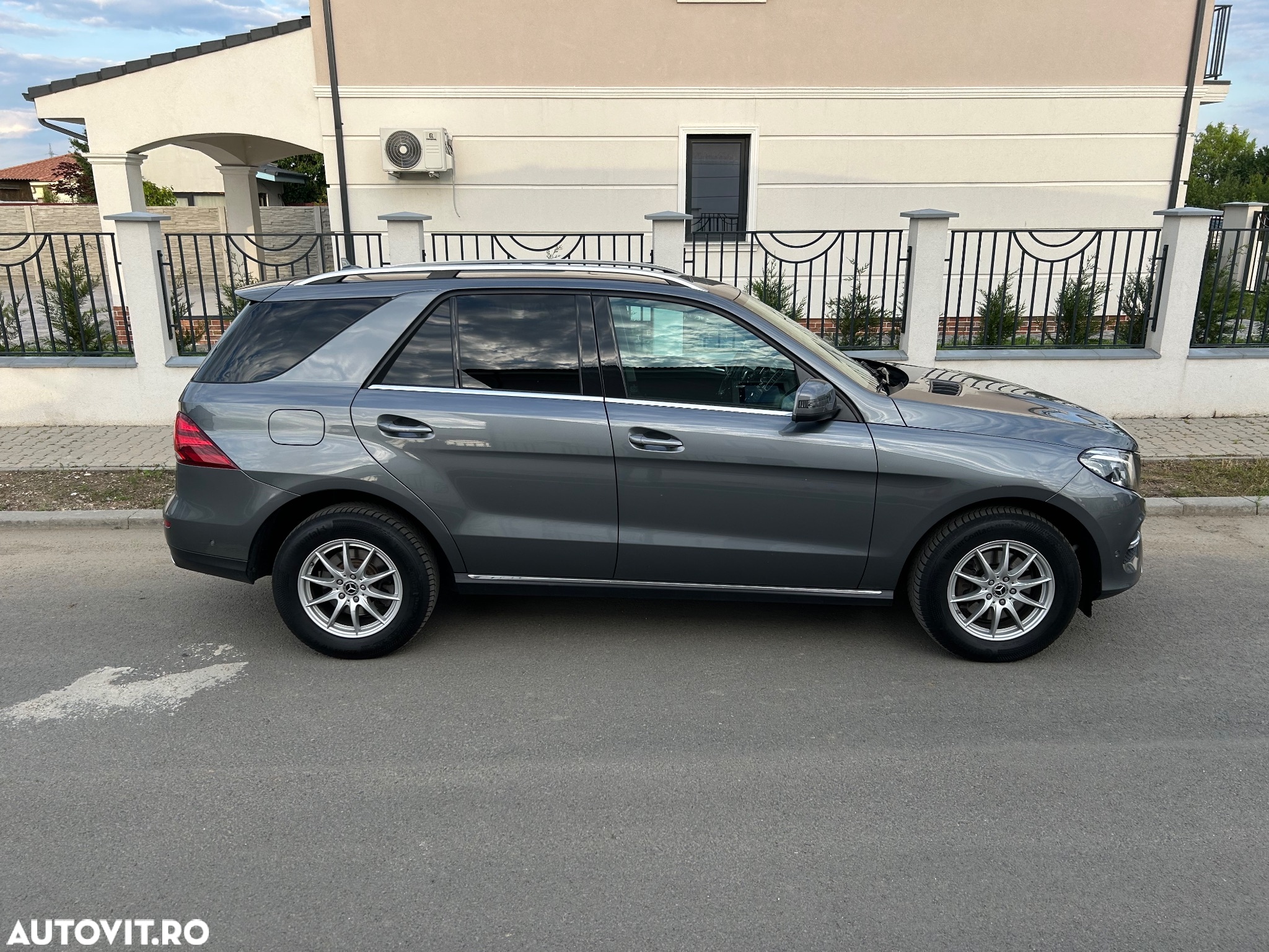 Mercedes-Benz GLE 350 d 4MATIC - 5