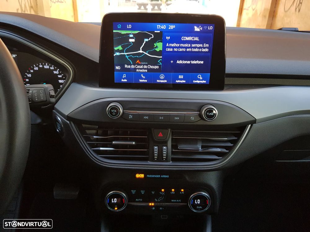 Ford Focus 1.5 TDCi ECOBlue Connected Aut. - 48