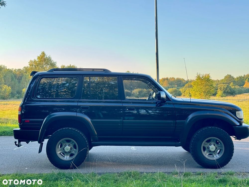 Lexus LX - 13