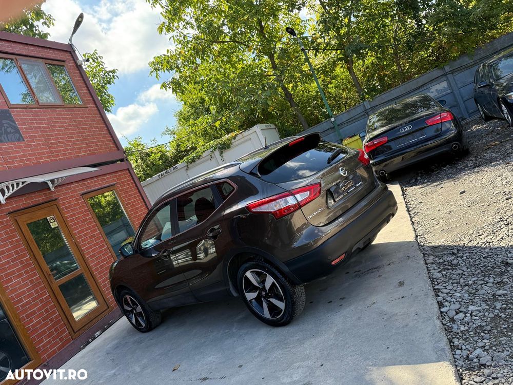 Nissan Qashqai 1.6 DCI TEKNA+ - 32
