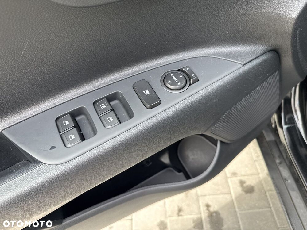 Kia Stonic 1.2 M - 13