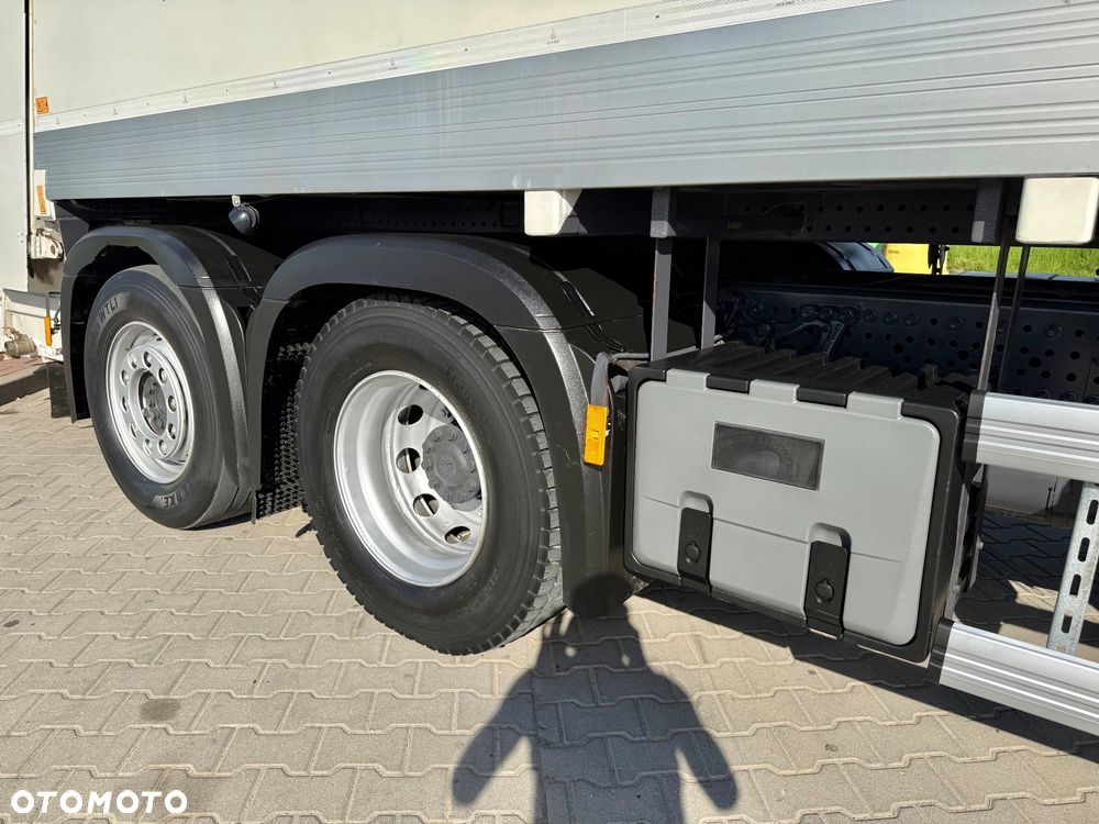 Mercedes-Benz Antos 2533 *Śmieciarka, ZOELLER MEDIUM XL 23, Euro 6, 158tyś Przebiegu* - 25