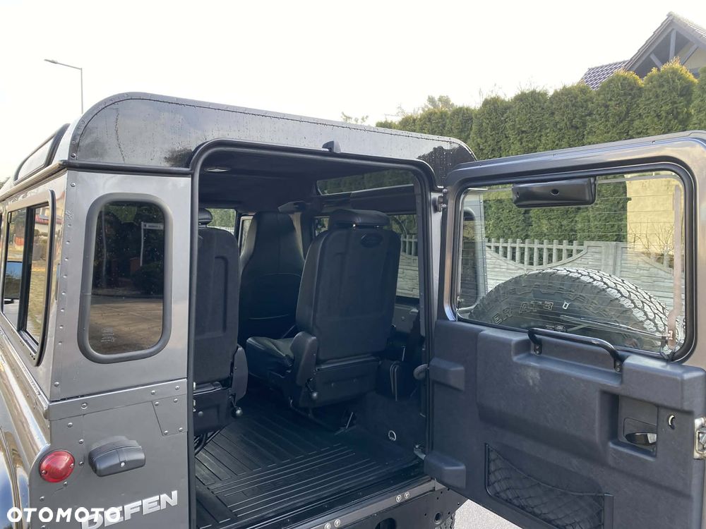 Land Rover Defender 2.2 TD4 E - 18
