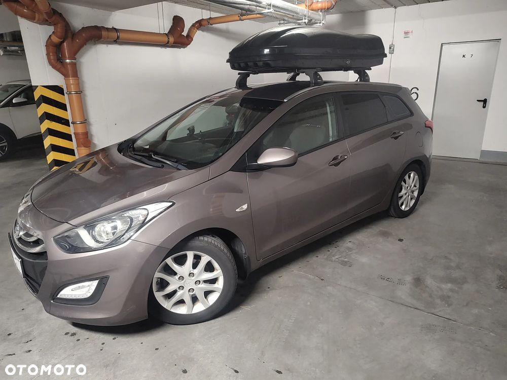 Hyundai i30 1.6 GDI Classic + - 1