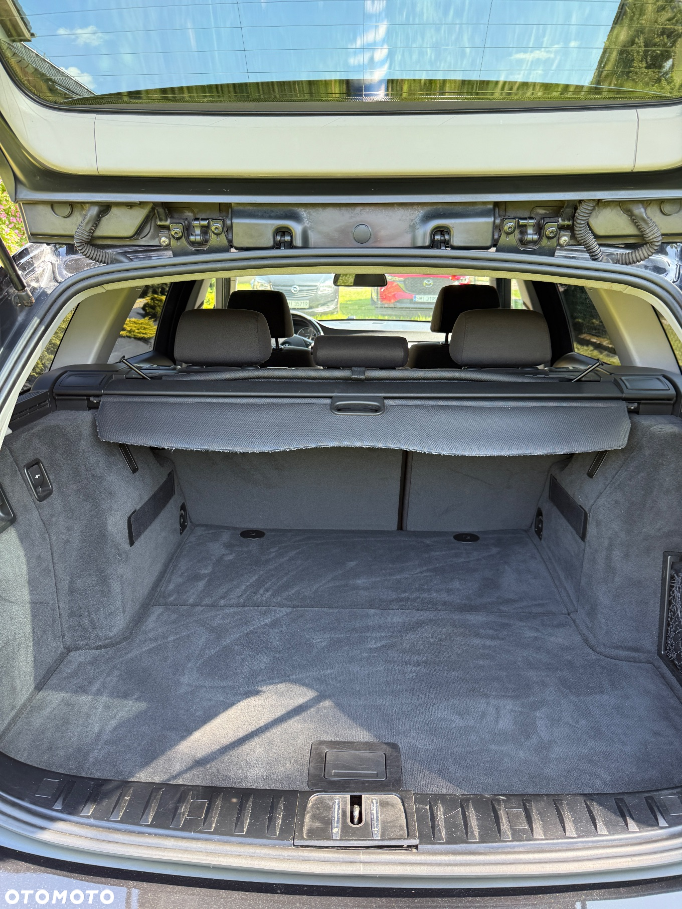BMW Seria 3 318d - 14