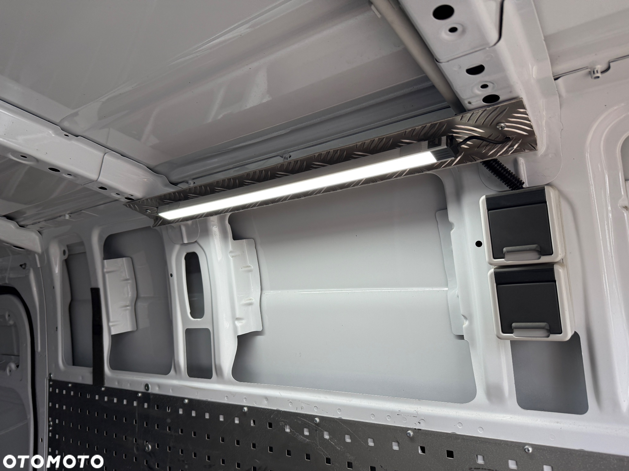 Mercedes-Benz Sprinter 314 CDI /L2H2/WARSZTAT Sortimo/Zasilanie 230V/Navi/Klima/Webasto/Kamera/hak/bdb stan - 18