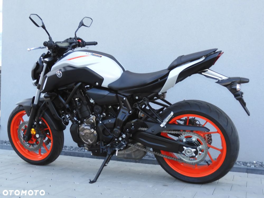 Yamaha MT - 35