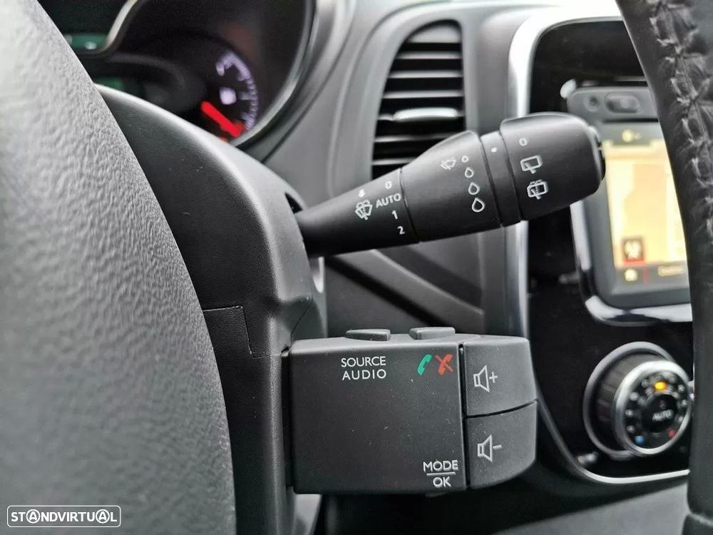 Renault Captur 1.3 TCe Exclusive - 25