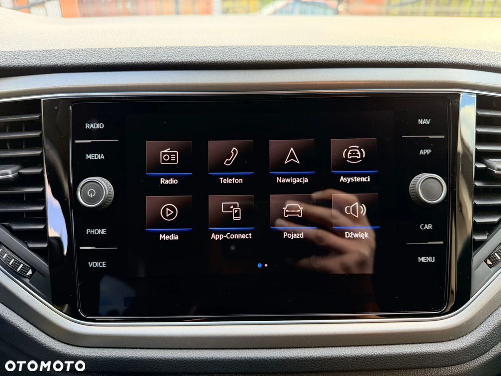 Volkswagen T-Roc 1.5 TSI Life DSG - 25