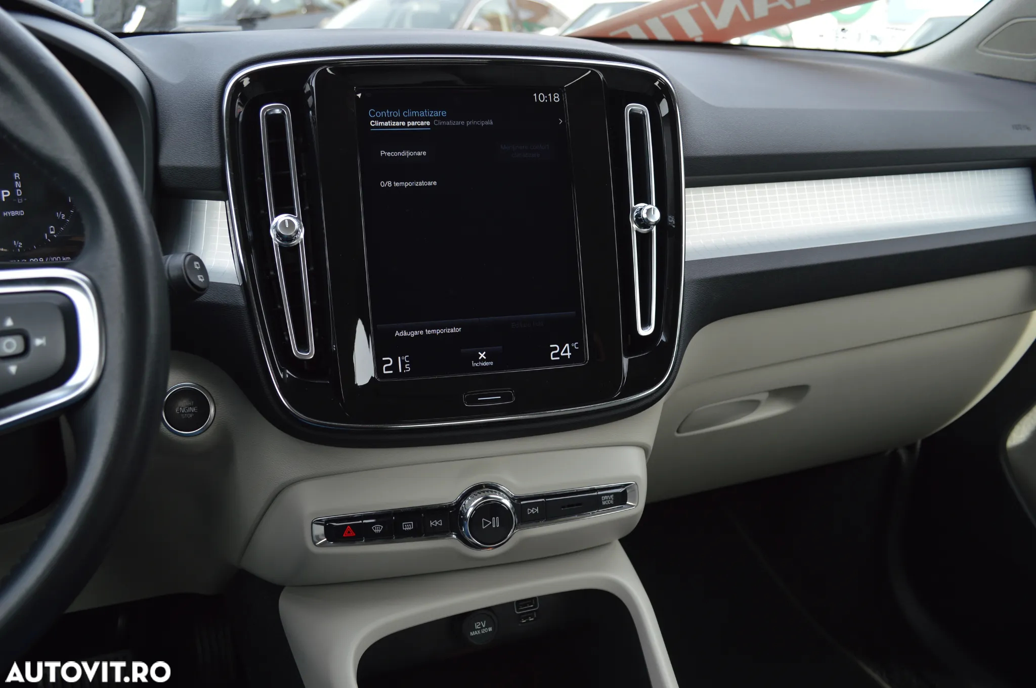 Volvo XC 40 Recharge T5 Twin Engine AT7 Inscription Expression - 28