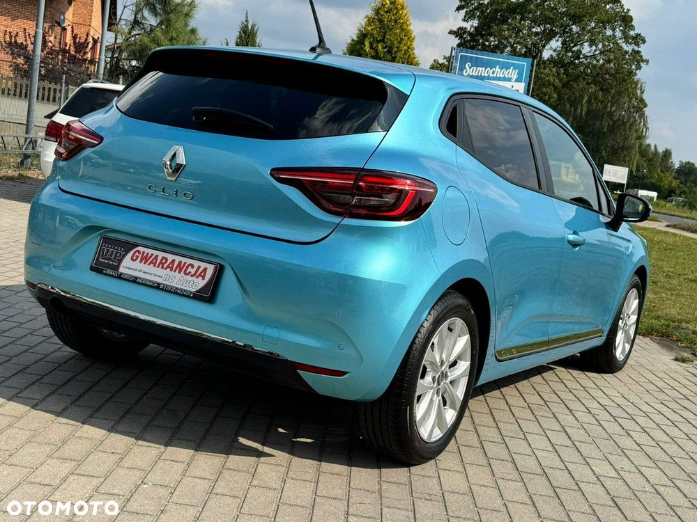 Renault Clio - 9