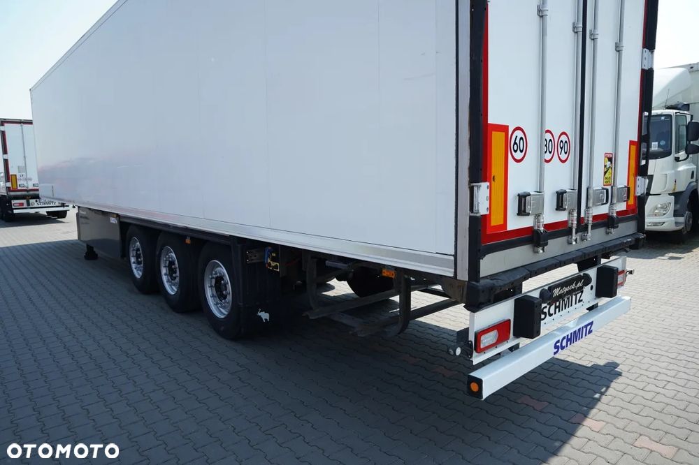 Schmitz Cargobull / CHŁODNIA / THERMO KING SL- 200 E / OŚ PODNOSZONA / KOSZ NA PALETY - 7