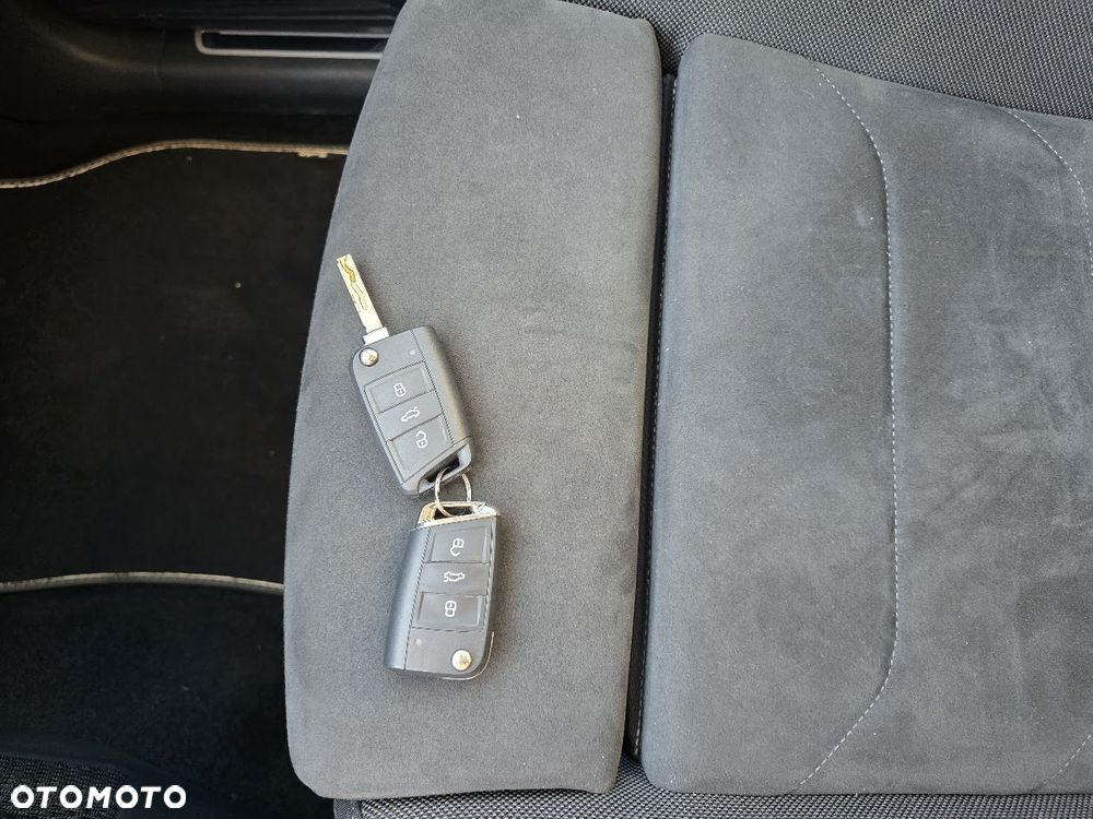 Volkswagen Tiguan 1.5 TSI EVO Elegance DSG - 23