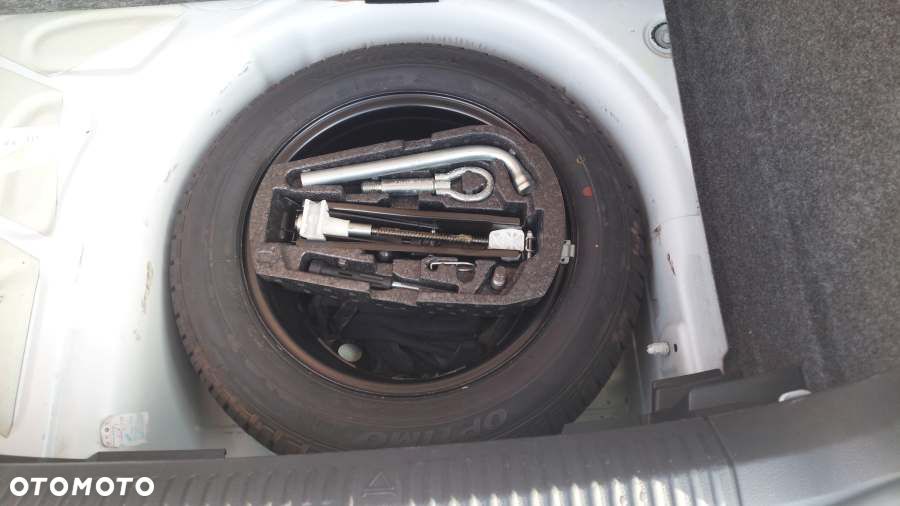 Volkswagen Polo 1.6 TDI Comfortline - 15