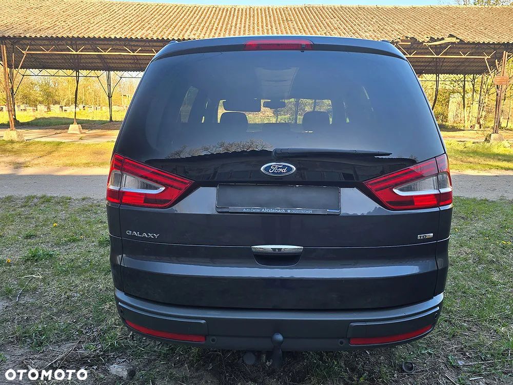 Ford Galaxy 2.2 TDCi Titanium - 9