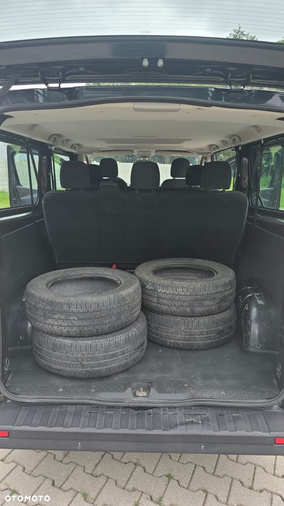 Opel Vivaro - 25