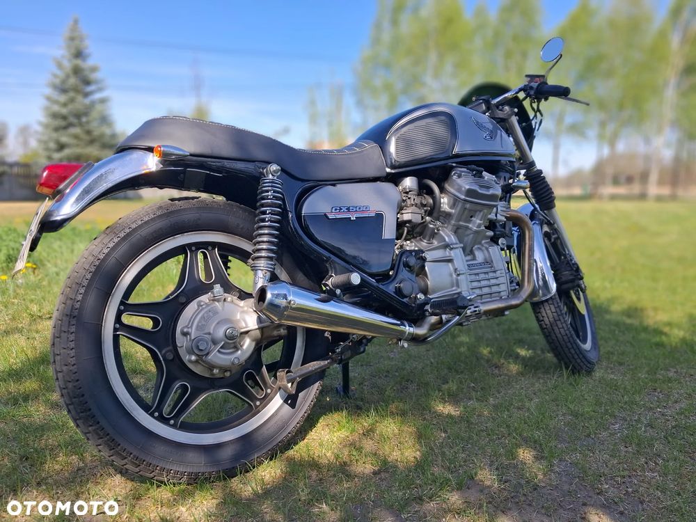 Honda CX - 8