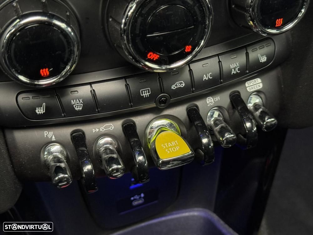 MINI 3 Portas Cooper SE Premium Essential - 37