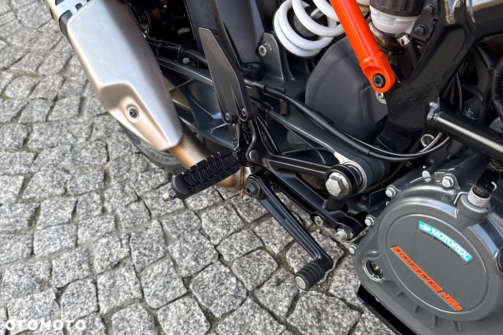 KTM Duke - 13