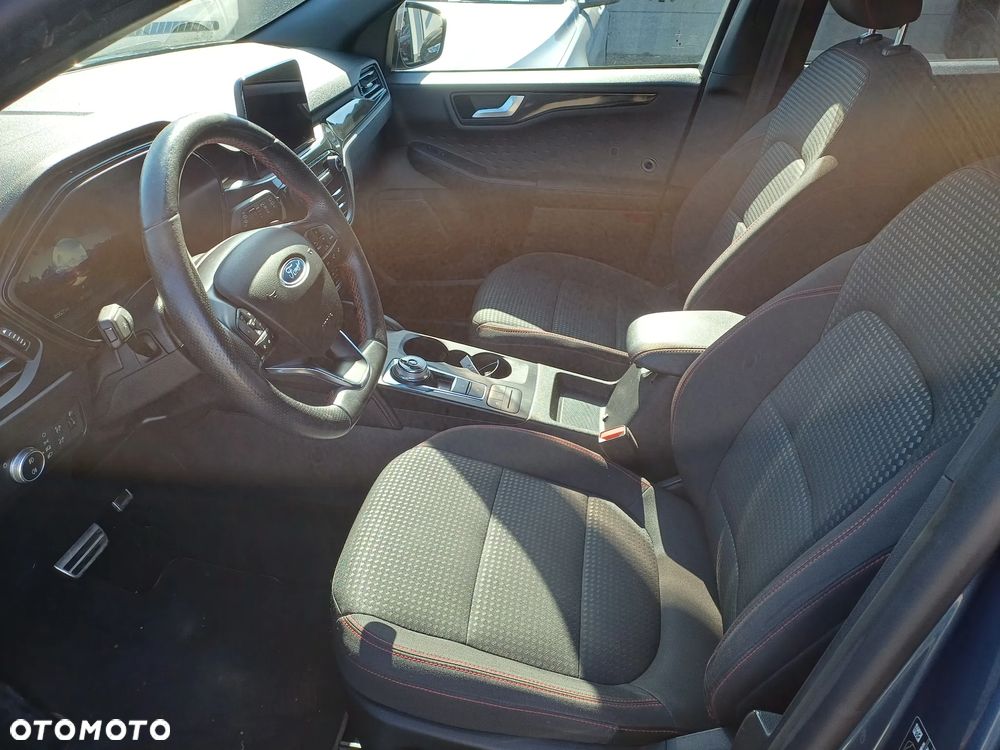 Ford Kuga 1.5 TDCi 2x4 ST-Line - 17