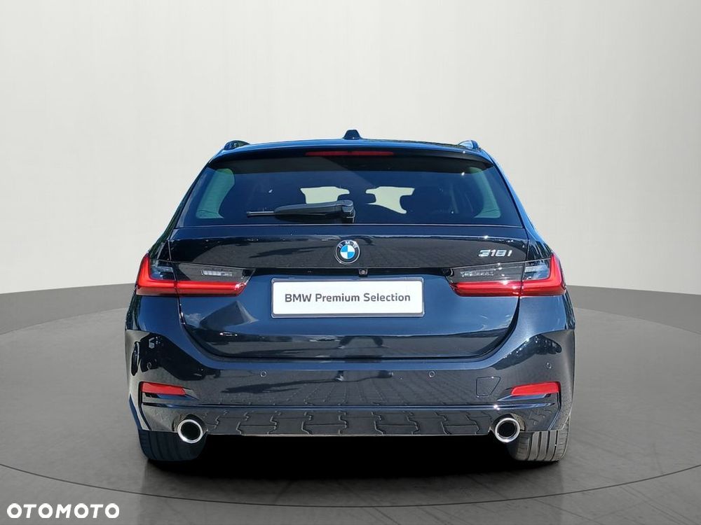 BMW 318I 2025 photo 4