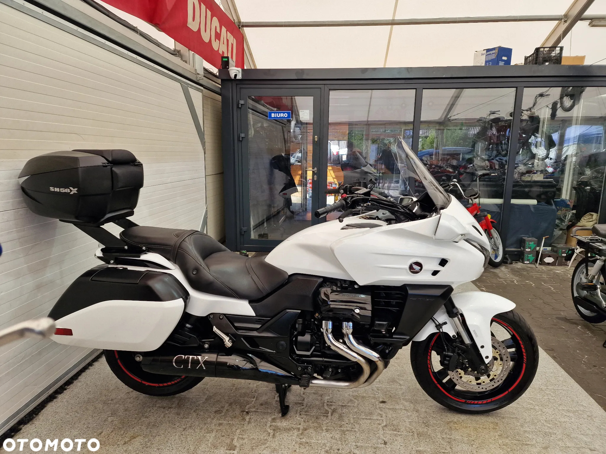 Honda CTX - 16