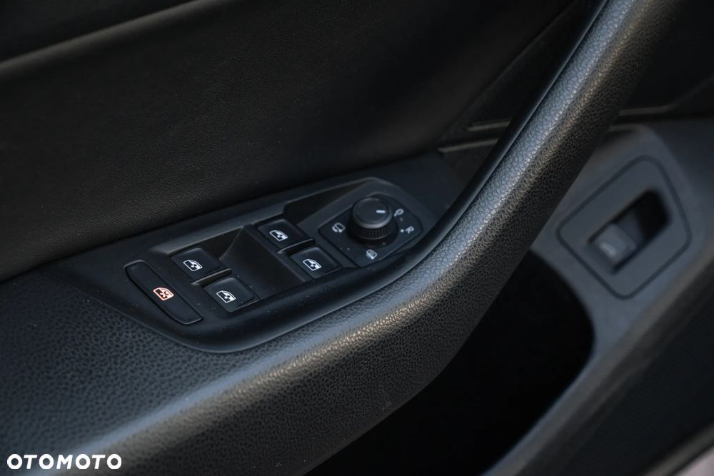 Volkswagen Arteon 2.0 TDI 4Motion SCR Elegance DSG - 25