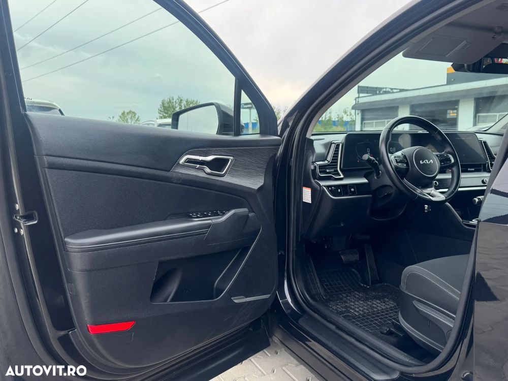 Kia Sportage 1.6 DSL MHEV 7DCT HP 4x2 Business Line - 16