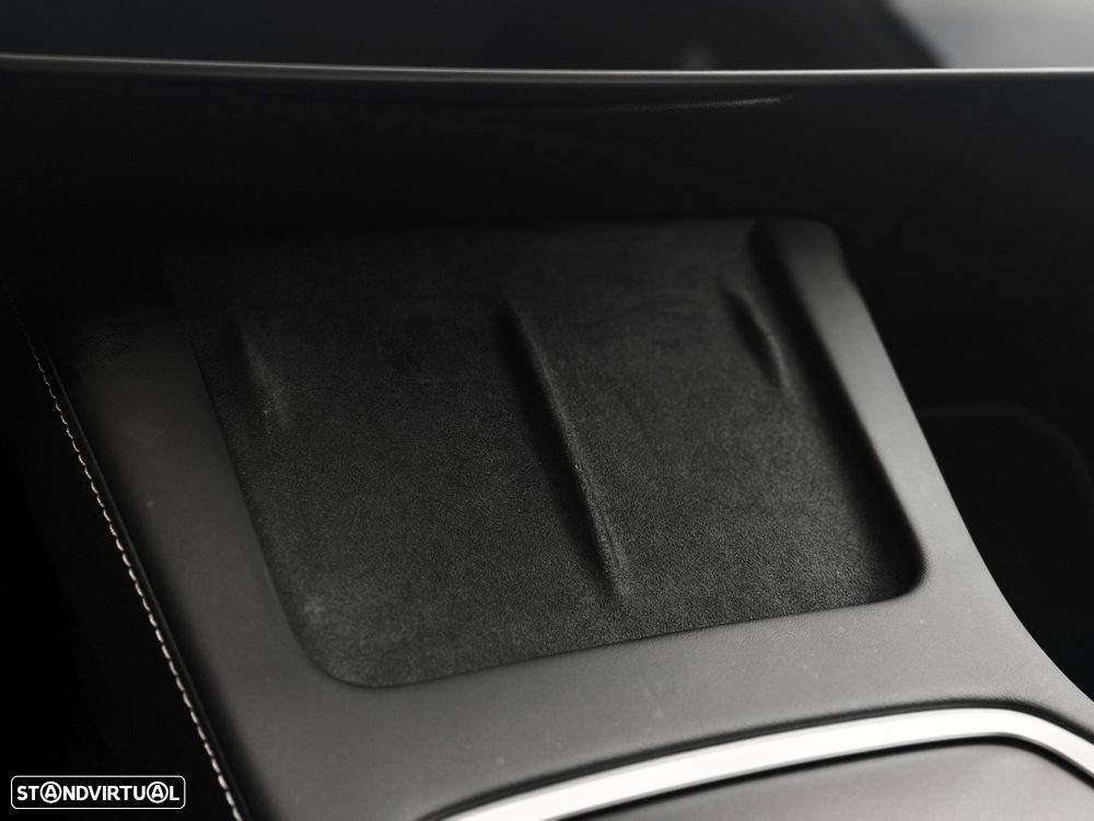 Tesla Model Y Tração Traseira - 28